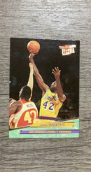 James Worthy 1992-93 Ultra 96 front
