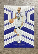 Stephen Curry 2022-23 Panini Chronicles front