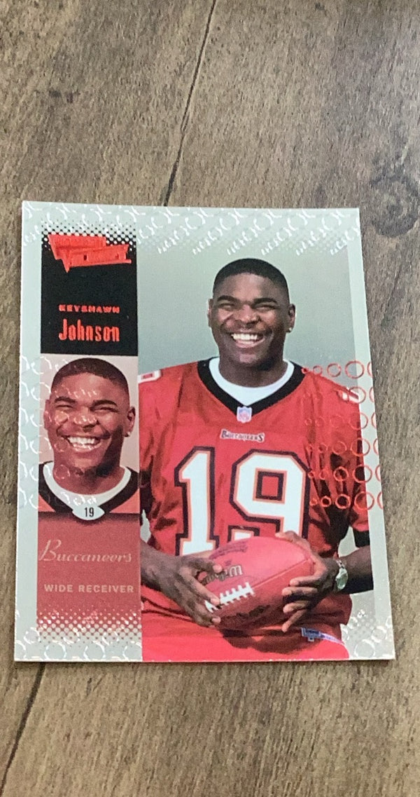 Keyshawn Johnson 2000 Upper Deck Ultimate Victory 82 trading card image front