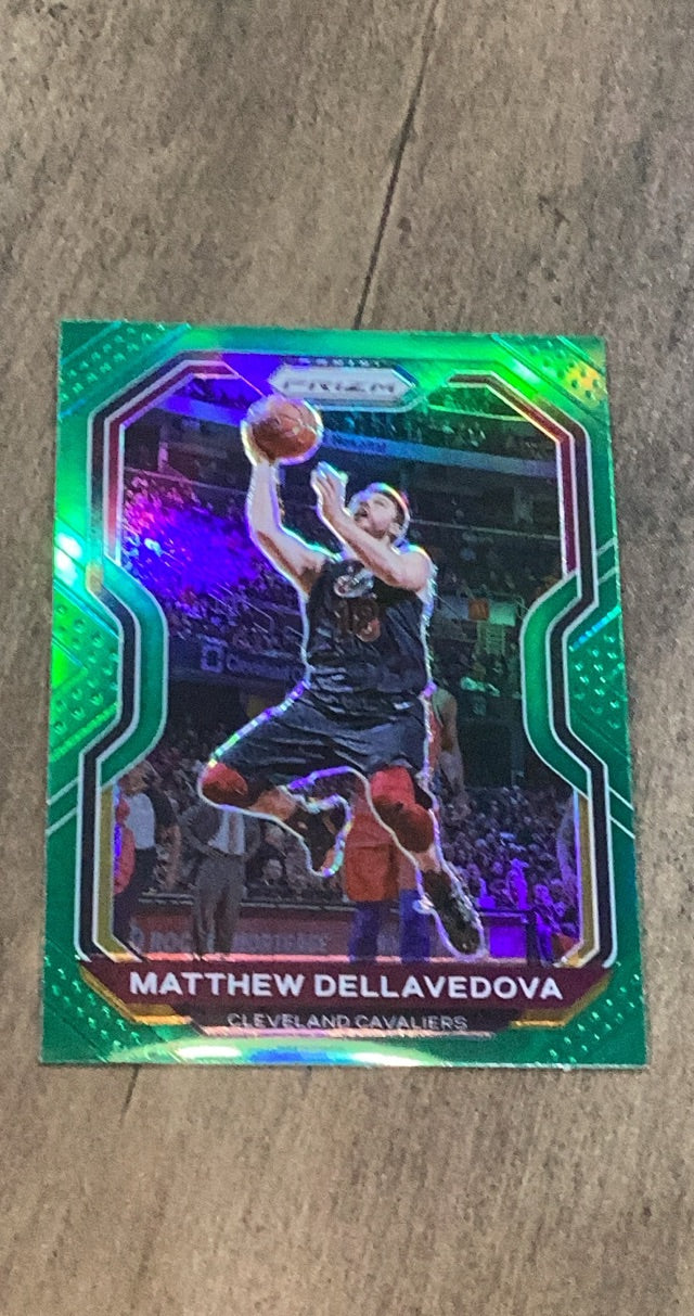 Matthew Dellavedova 2020-21 Panini Prizm - Green Prizms 57 trading card image front
