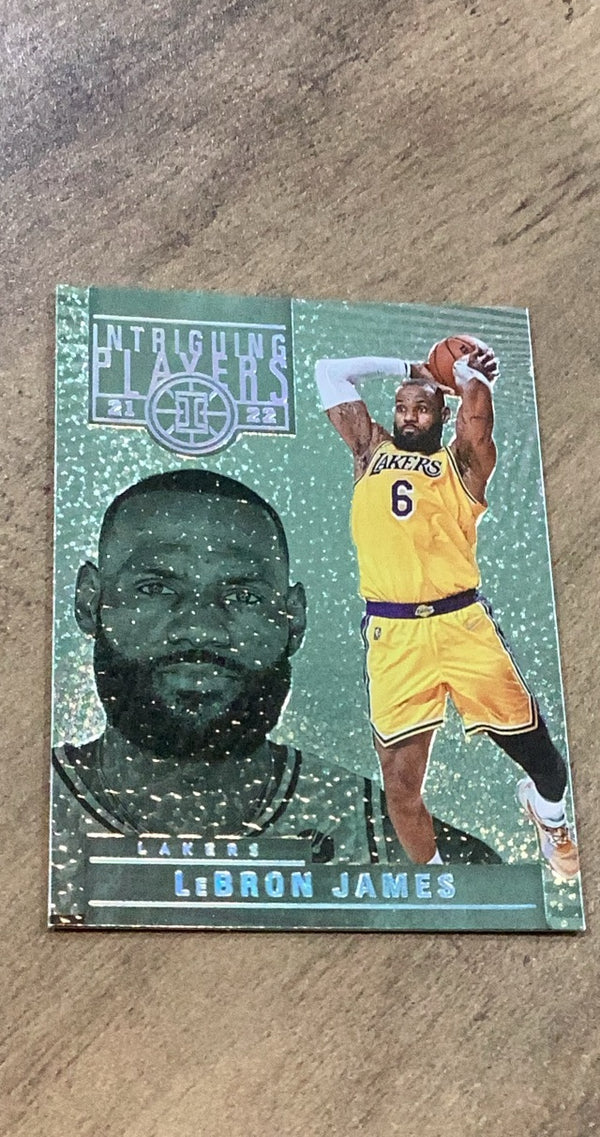 LeBron James 2021-22 Panini Illusions - Intriguing Players 6 trading card image front