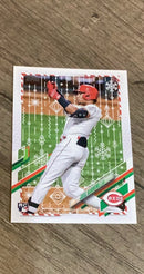 Jose Barrero 2021 Topps Holiday HW190 trading card image front