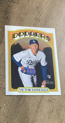 Victor Gonzalez 2021 Topps Heritage 577 rookie card image front