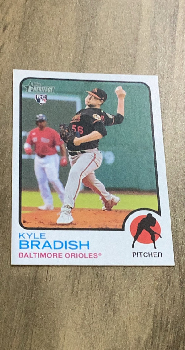 Kyle Bradish 2022 Topps Heritage 642 rookie card image front