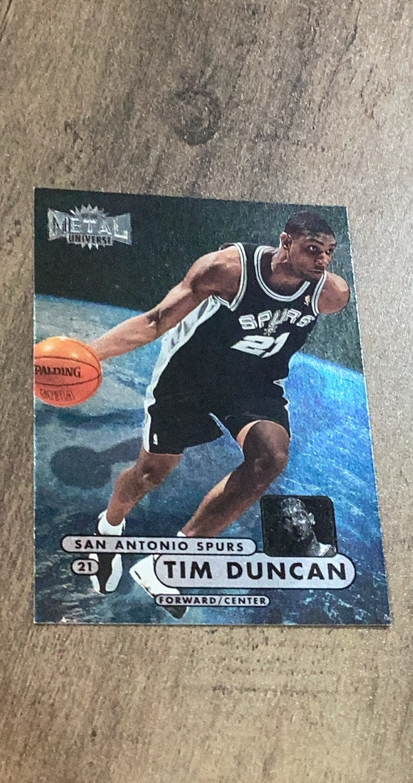 Tim Duncan 1997-98 Metal Universe 72 front