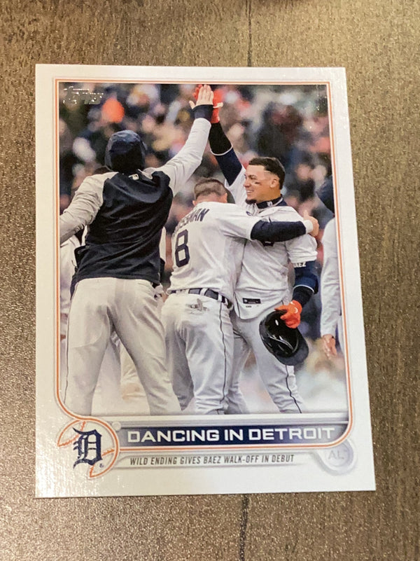 Dancing in Detroit 2022 Topps Update US238 trading card image front