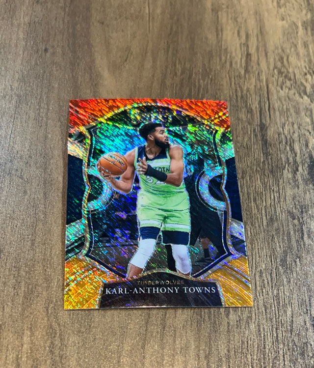 Karl-Anthony Towns 2020-21 Panini Select - Red White Orange Shimmer 36 trading card image front