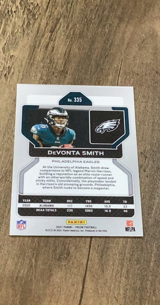 DeVonta Smith 2021 Prizm 2021 Panini Prizm trading card