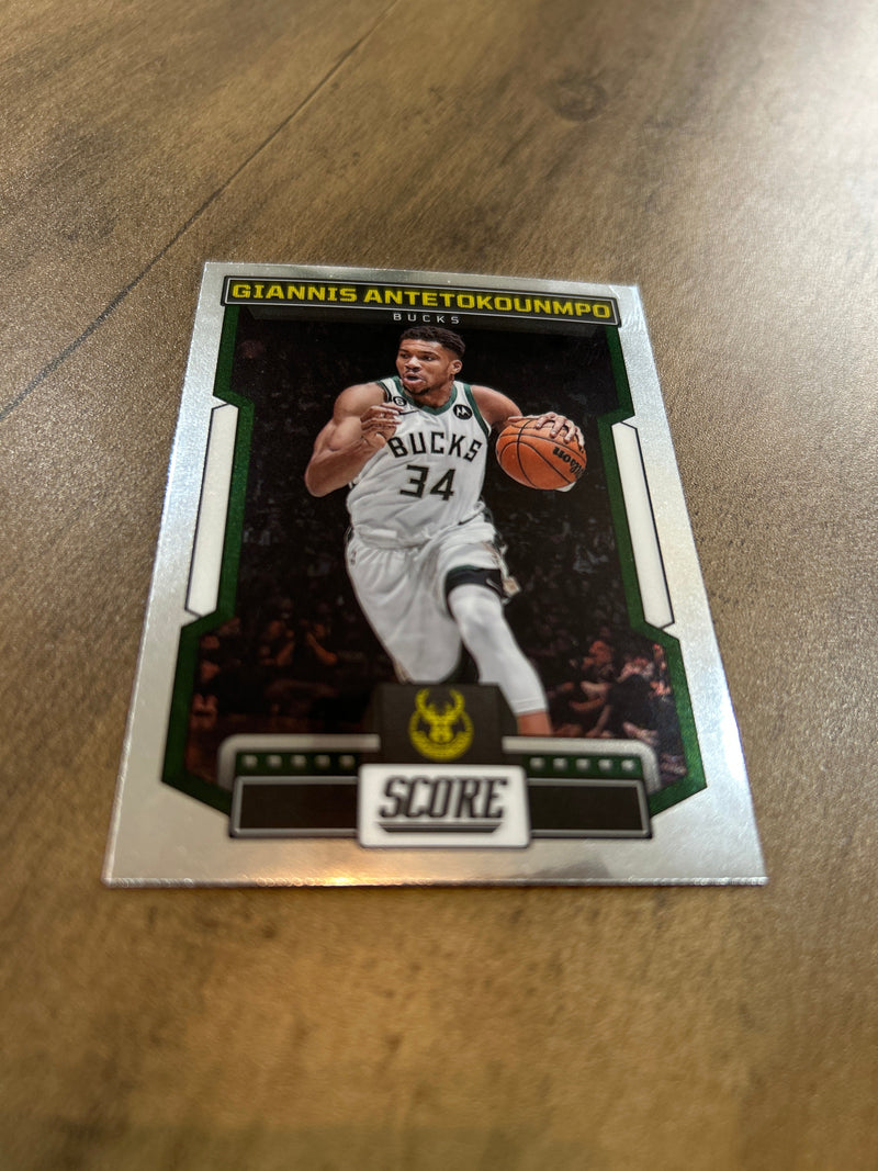 Giannis Antetokounmpo 2022-23 Panini chronicles score Panini