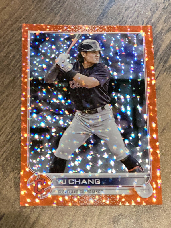 Yu Chang Cleveland Guardians MLB 2022 Topps Update - Orange Rainbow Foil US203 SN299