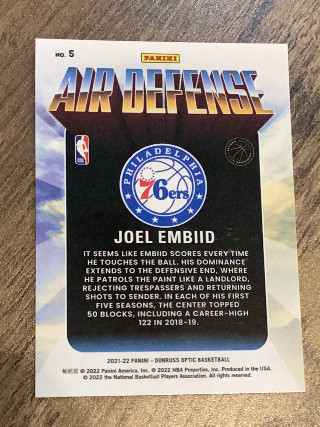 Joel Embiid Philadelphia 76ers NBA 2021-22 Donruss Optic: Air Defense 5 Donruss