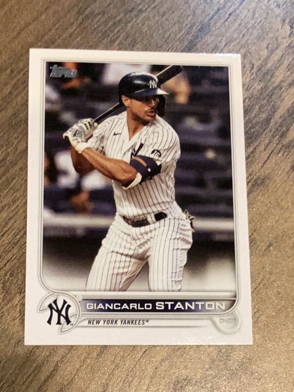 Giancarlo Stanton New York Yankees MLB 2022 Topps 650 BASE: batting