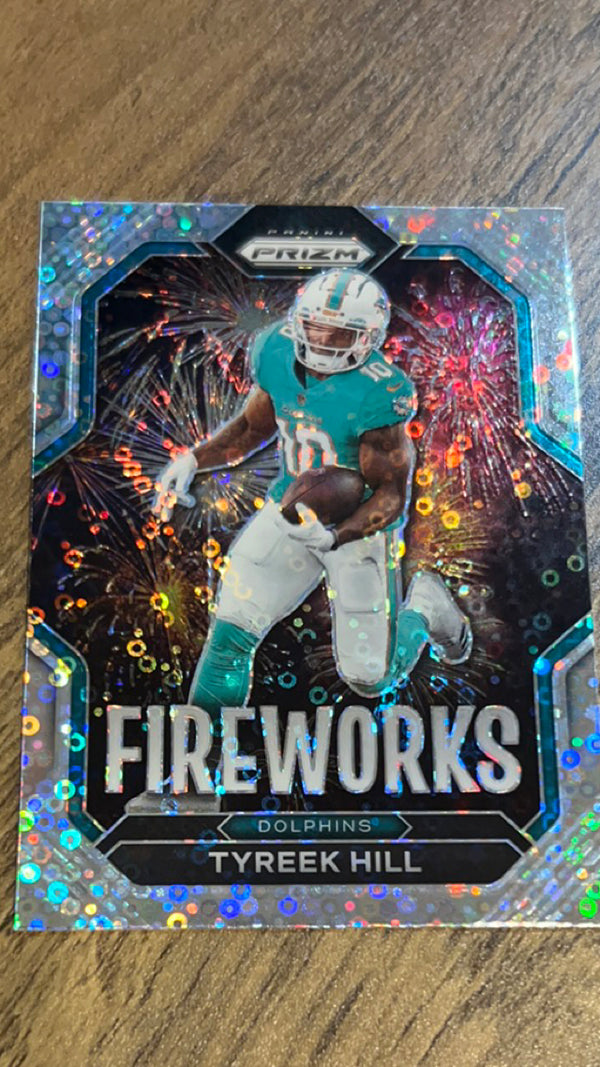 Tyreek Hill Miami Dolphins NFL 2022 Panini Prizm: Fireworks F-15 